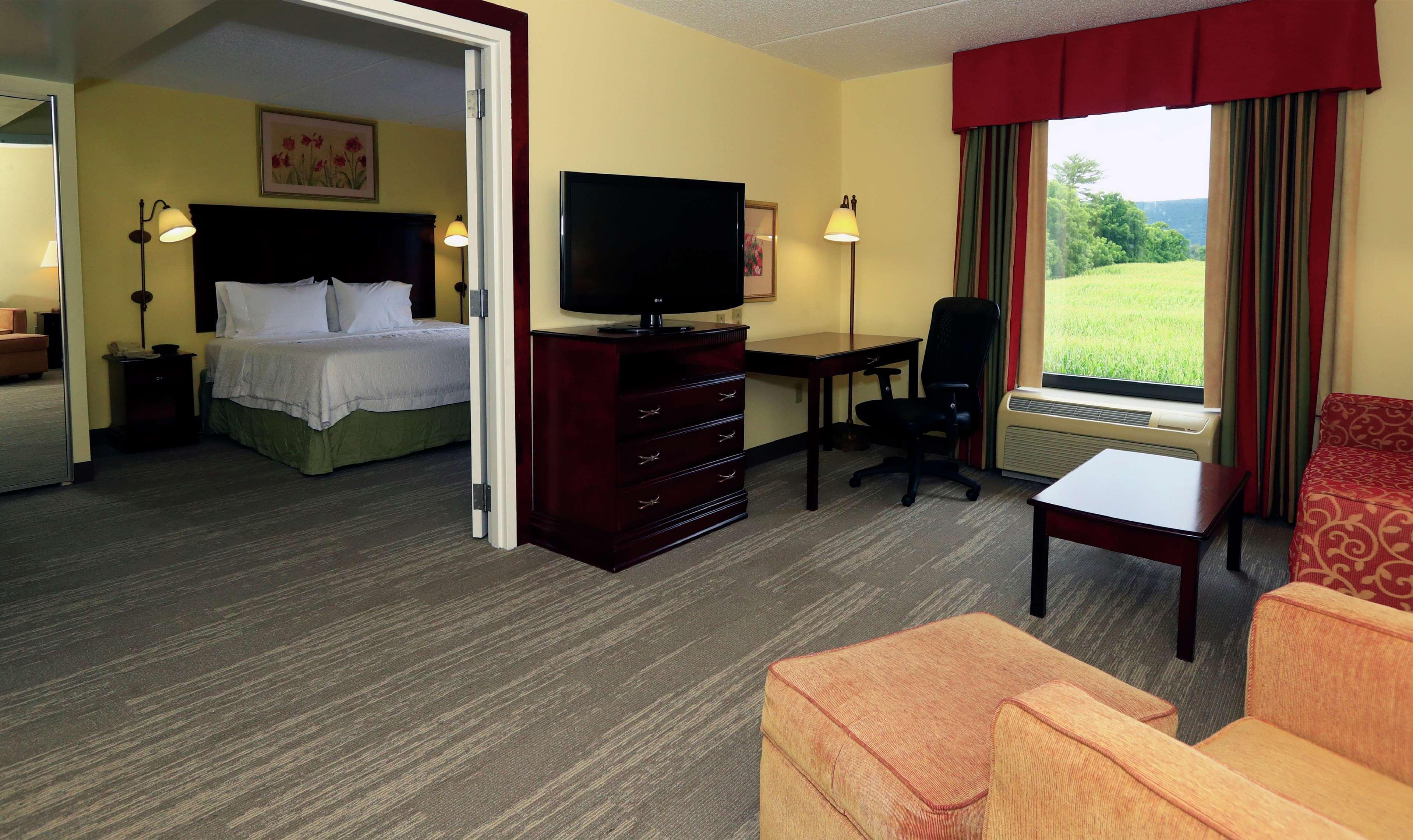 Hampton Inn And Suites Of Lamar Mill Hall Extérieur photo